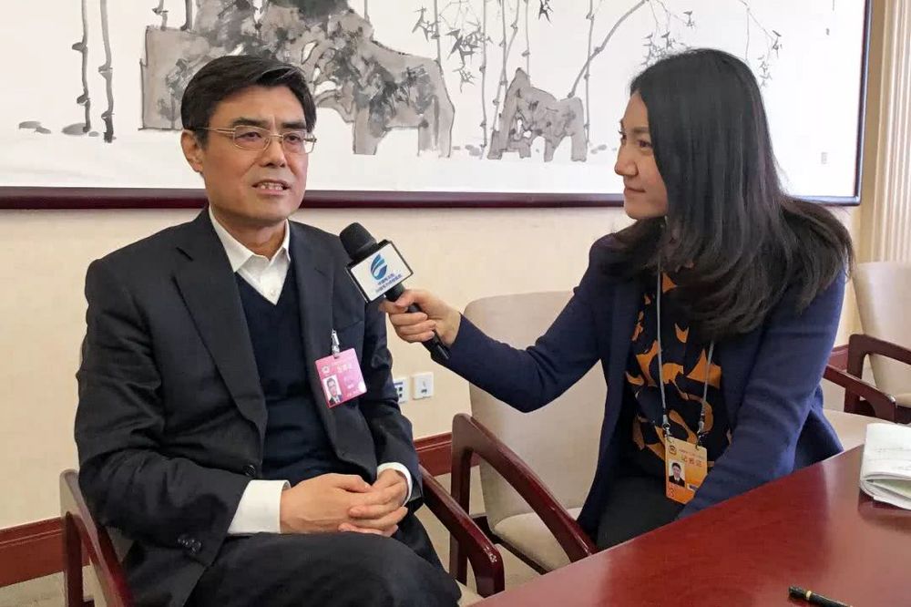 當(dāng)好能源轉(zhuǎn)型與清潔發(fā)展排頭兵——訪全國政協(xié)委員，中國華能集團有限公司董事長、黨組書記舒印彪