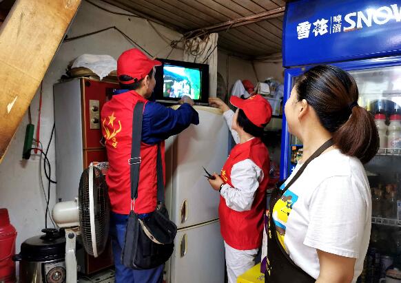 四川通江供電公司：電力“點亮”地攤經(jīng)濟(jì)