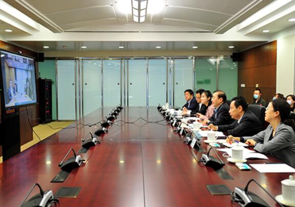 辛保安總經(jīng)理與SAP公司全球執(zhí)行董事會(huì)成員、全球業(yè)務(wù)總裁傅美黛舉行視頻會(huì)談