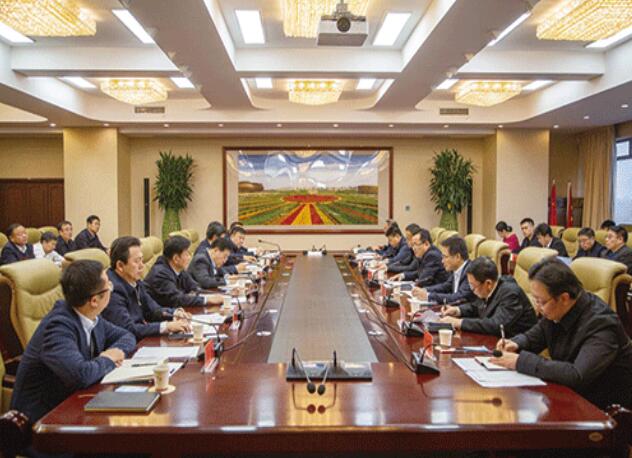 內(nèi)蒙古電力（集團(tuán)）公司董事長(zhǎng)、黨委書記賈振國(guó)帶隊(duì)赴鄂爾多斯地區(qū)調(diào)研