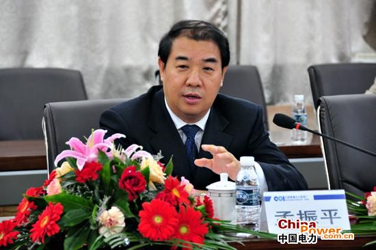 孟振平談國(guó)有企業(yè)：要扛起國(guó)企政治責(zé)任，旗幟鮮明講政治