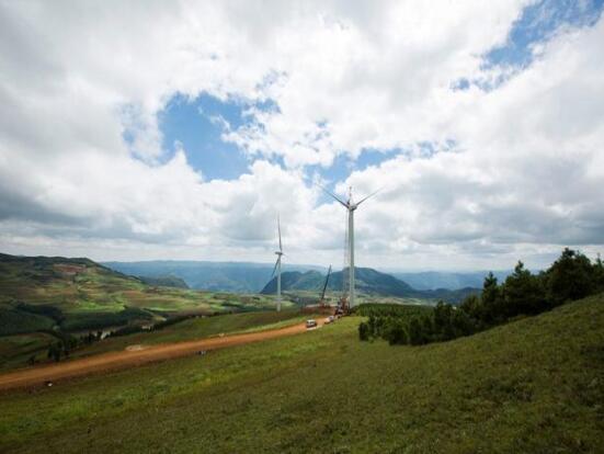 中國一重、上海電氣聯(lián)合開發(fā)下線4種風電機型