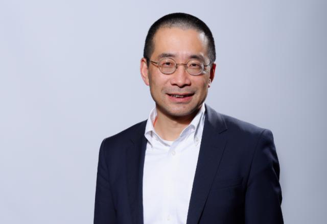 施耐德電氣全球執(zhí)行副總裁、中國區(qū)總裁尹正：提升能源效率助力實現(xiàn)碳中和