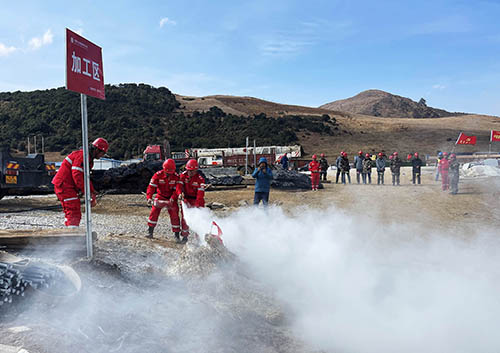 中國安能第二工程局四川涼山項(xiàng)目部開展防火、防汛、防地質(zhì)災(zāi)害綜合演練