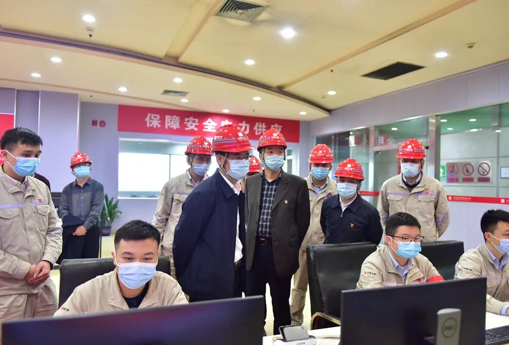 華銀電力賀子波、陳自強(qiáng)一行到湘潭發(fā)電公司調(diào)研