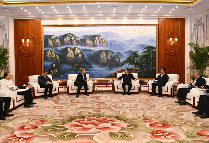 國(guó)家電投董事長(zhǎng)、黨組書(shū)記錢(qián)智民拜會(huì)寧夏回族自治區(qū)主要領(lǐng)導(dǎo)