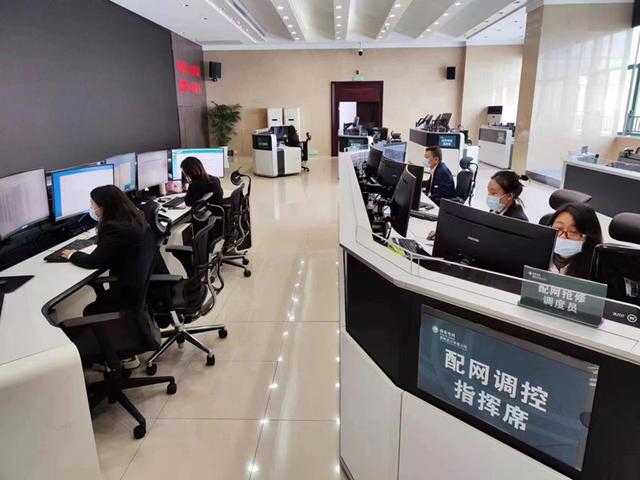 國網(wǎng)武漢供電公司保供不缺失、服務(wù)不打烊