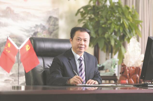 全國(guó)人大代表、天能控股集團(tuán)有限公司董事長(zhǎng)張?zhí)烊危喊l(fā)揮科技創(chuàng)新主力軍作用 推動(dòng)儲(chǔ)能產(chǎn)業(yè)高質(zhì)量發(fā)展