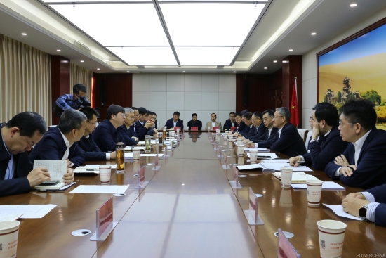 中國電建黨委副書記、總經(jīng)理王斌與酒泉市主要領(lǐng)導會談