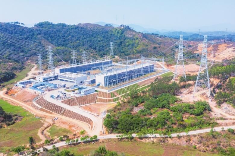 南方電網(wǎng)公司首次實現(xiàn)500千伏全戶內變電站調度遙控啟動