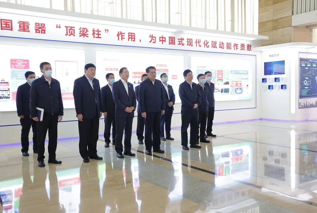 重慶市委書記袁家軍、市長胡衡華與國家電網(wǎng)董事長辛保安、總經(jīng)理張智剛會(huì)談