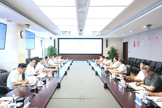 中國電建黨委書記、董事長丁焰章與中國南水北調集團黨組書記、董事長蔣旭光會談
