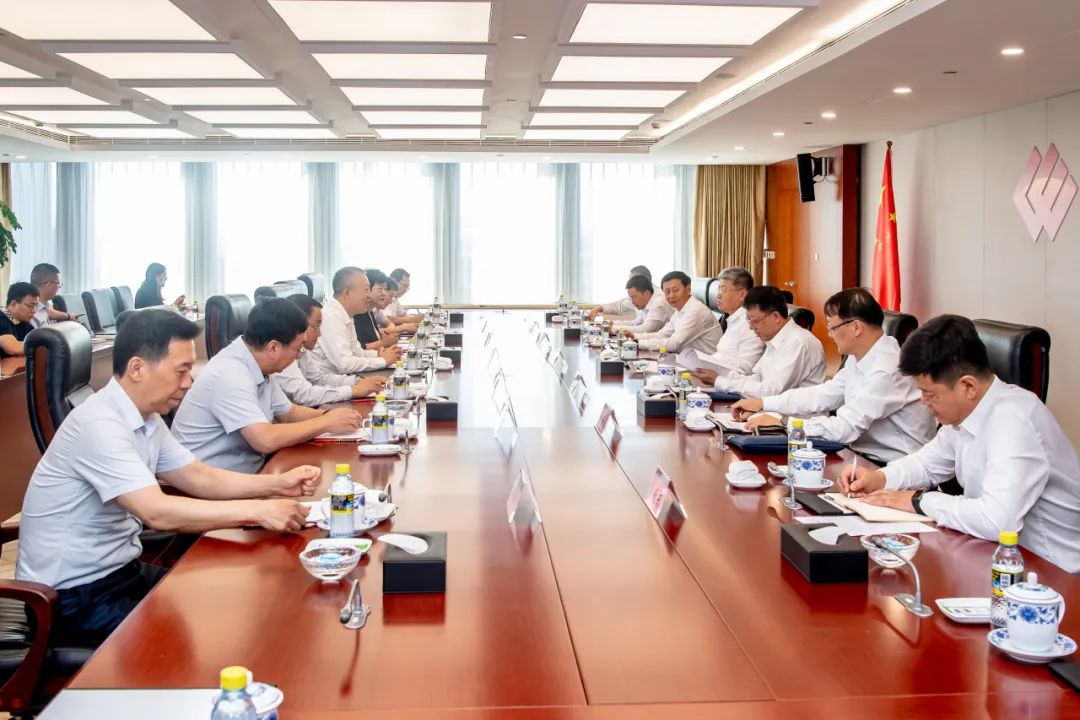 國家能源集團(tuán)黨組書記、董事長劉國躍會(huì)見包頭市委副書記、市長張銳