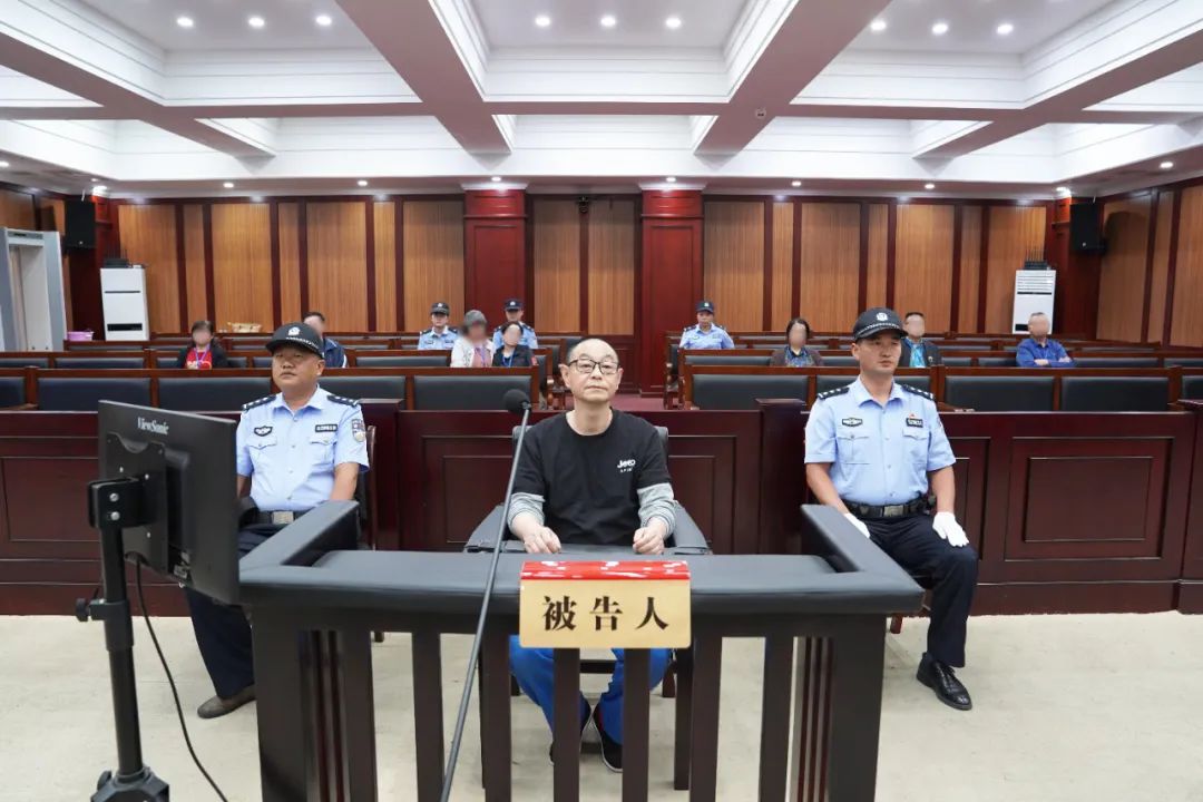 貴州電網(wǎng)有限責任公司原黨委委員、工會主席張帆受賄案一審宣判