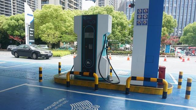 加快培育氫燃料電池汽車產(chǎn)業(yè)，浙江超前布局加氫站建設(shè)