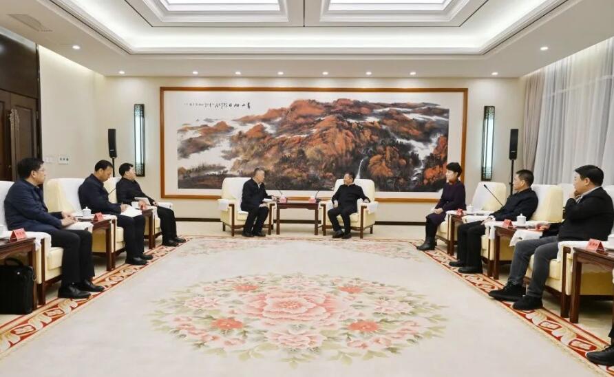 三峽集團董事長、黨組書記雷鳴山拜會內蒙古自治區(qū)黨委書記孫紹騁、自治區(qū)主席王莉霞