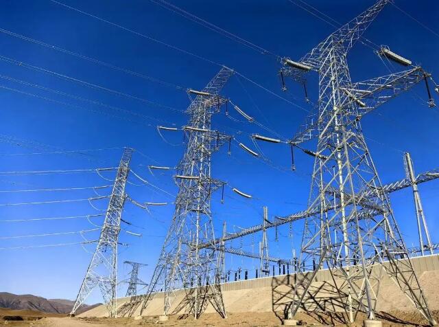 青?，敔枔跛娬?30千伏輸電線路全面竣工