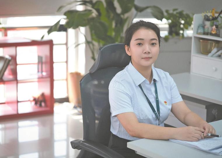 王靜萍：帶好新型專業(yè)班組，當好能效服務(wù)先鋒
