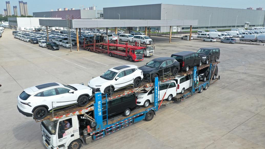 9月新能源車(chē)與燃油車(chē)分化加劇，自主品牌國(guó)內(nèi)零