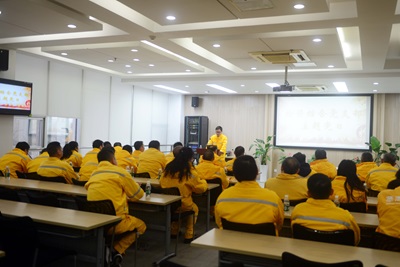 華潤(rùn)南京公司檢修公司黨支部開(kāi)展黨員大會(huì)、支委會(huì)以及3月份主題黨日活動(dòng)